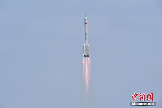 北京时间5月30日9时31分，搭载神舟十六号载人飞船的长征二号F遥十六运载火箭在酒泉卫星发射中心点火发射